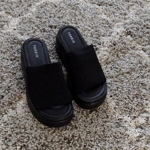 Torrid slides size 8WW